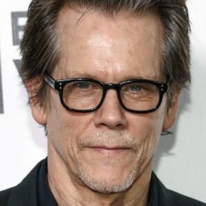 Kevin Bacon 037653996544236 Nm Large