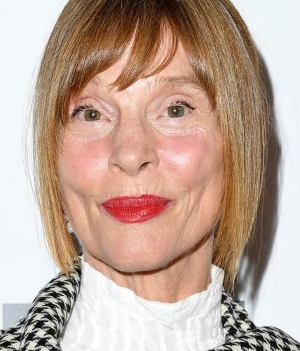 Actriz Leigh Taylor-Young